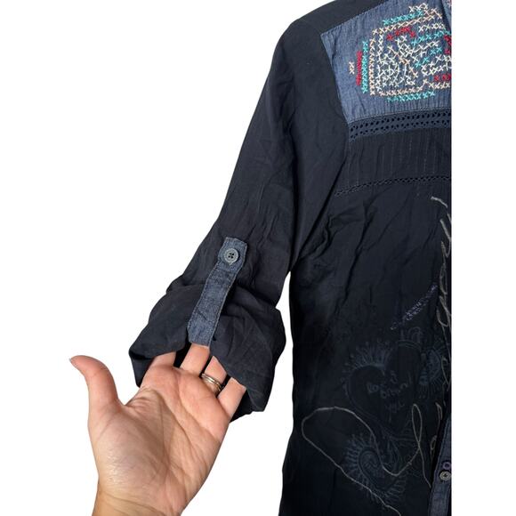 Desigual Womens Button Front Cambray Top Embroidered Navy Blue Shirt Size M  EUC - Picture 5 of 8